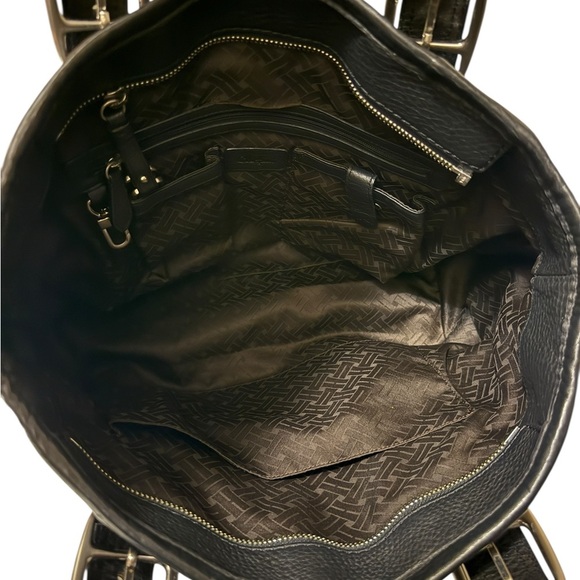 Cole Haan Elegant Black Leather Tote Bag in great conditions comfy and chic - Picture 15 of 16